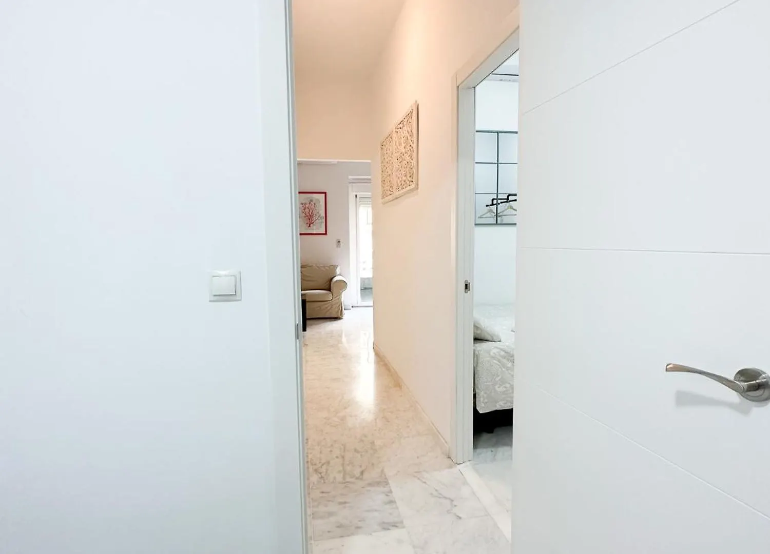 Central Cozy Budget 2Br Apt With Ac, 1 Bath, Private Parking Opt Seville 0*,  Spain