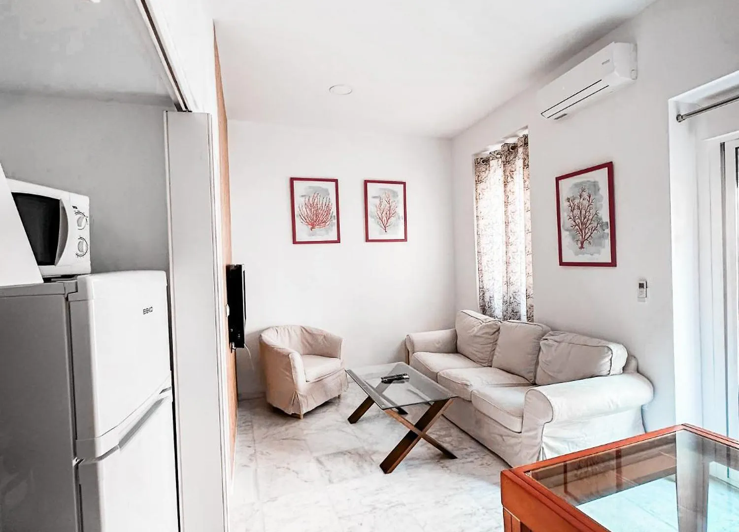 Апартаменты Central Cozy Budget 2Br Apt With Ac, 1 Bath, Private Parking Opt Севилья